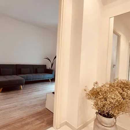 White House Lounge Supreme Apartamento